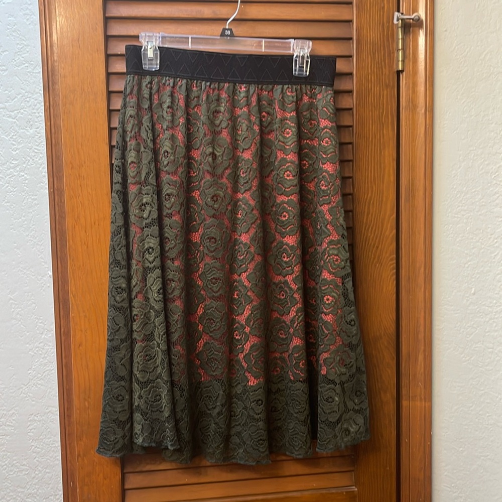 LuLaRoe Lola - medium